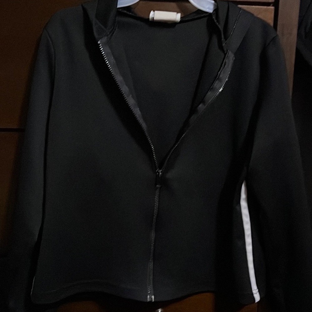 Black polyester crop zip front hoodie
